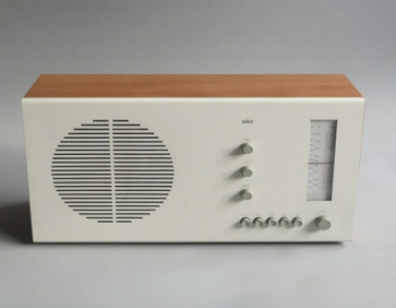 图6  RT20 Tischsuper收音机